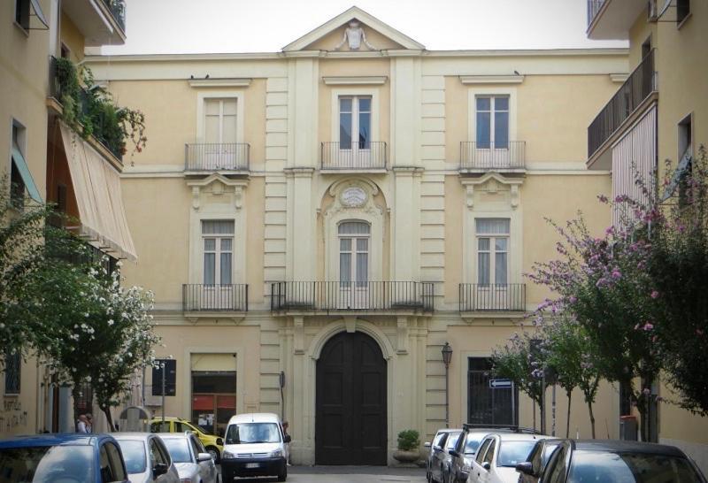 Vanvitelli Apartments Caserta Buitenkant foto